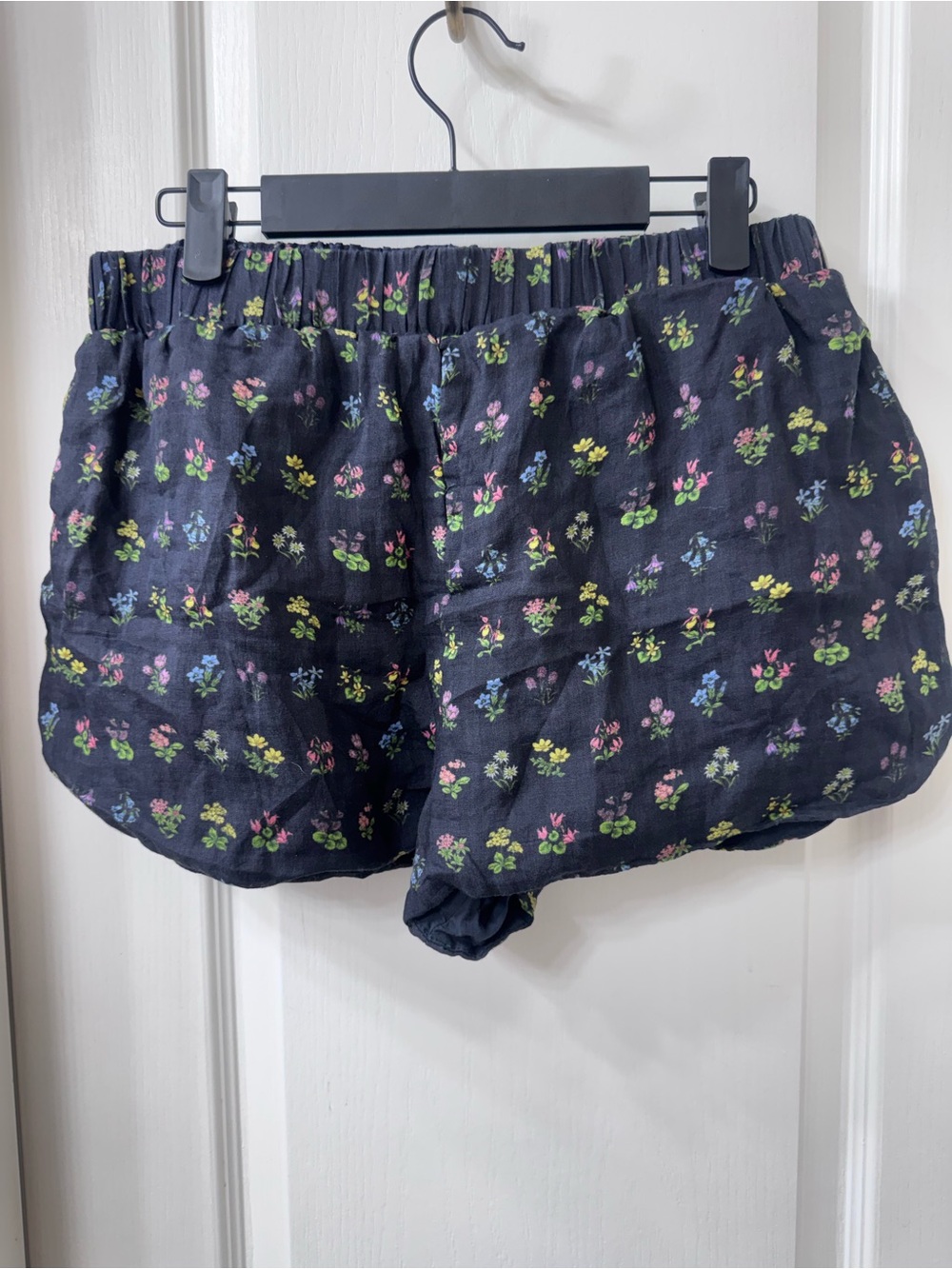 Black Floral Elastic-Waist Skort - Women's